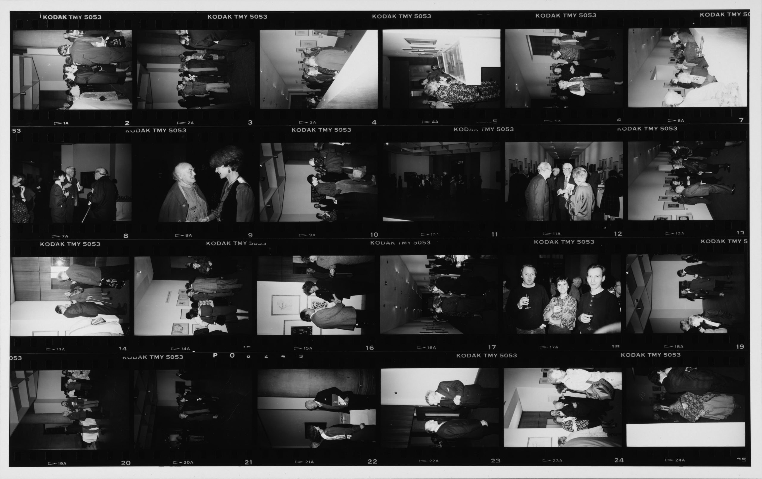 Features - ArtReview - Japan