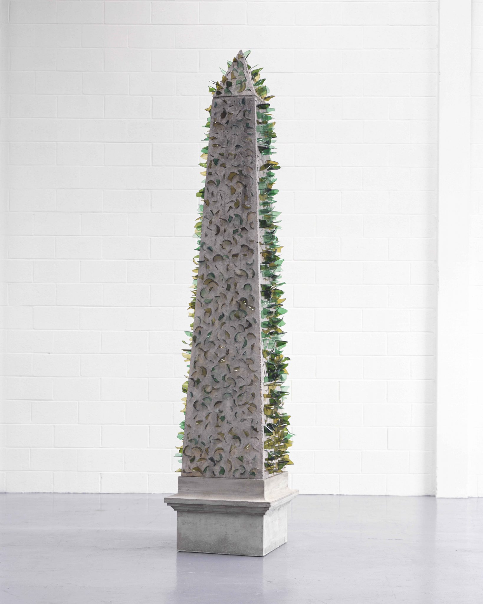 Obelisk, 2008. Courtesy the artist, Galleria Continua, San Gimignano, Beijing and Le Moulin