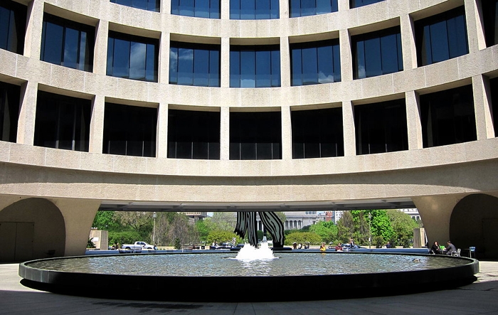 Hirshhorn Museum, Washington, courtyard, 2010, news 17 March 2015