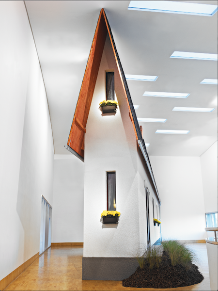 Erwin Wurm, Narrow House, 2010 (installation view, Essl Museum, Klosterneuburg), mixed media, 1600 x 700 cm. Photo: Mischa Nawrata. Courtesy the artist