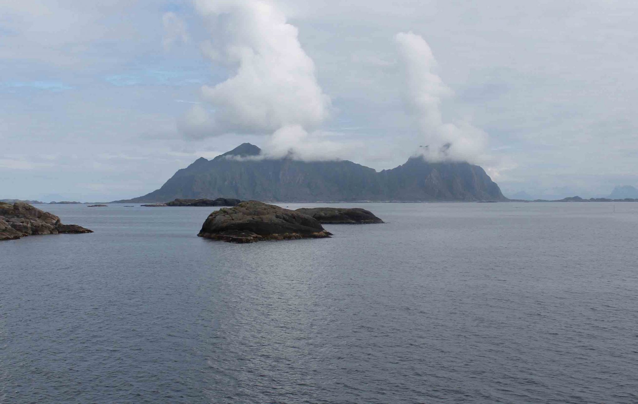 Lille Molla island, Norway, Biennial Questionnaire 2015 Lofoten International