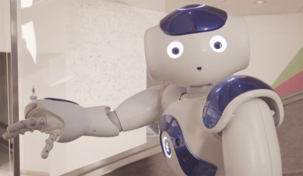 Art gallery introduces robot art guides - ArtReview