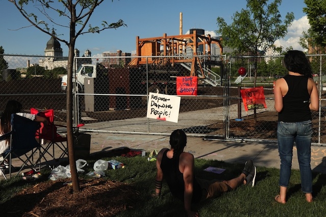 Protest outside Sam Durant's Scaffold (2012). Courtesy Anthony Souffle/Star Tribune