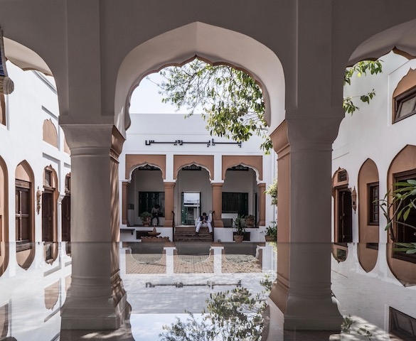 Ayesha Jatoi, The Beloved has left, 2018. ARA Summer 2018 Review