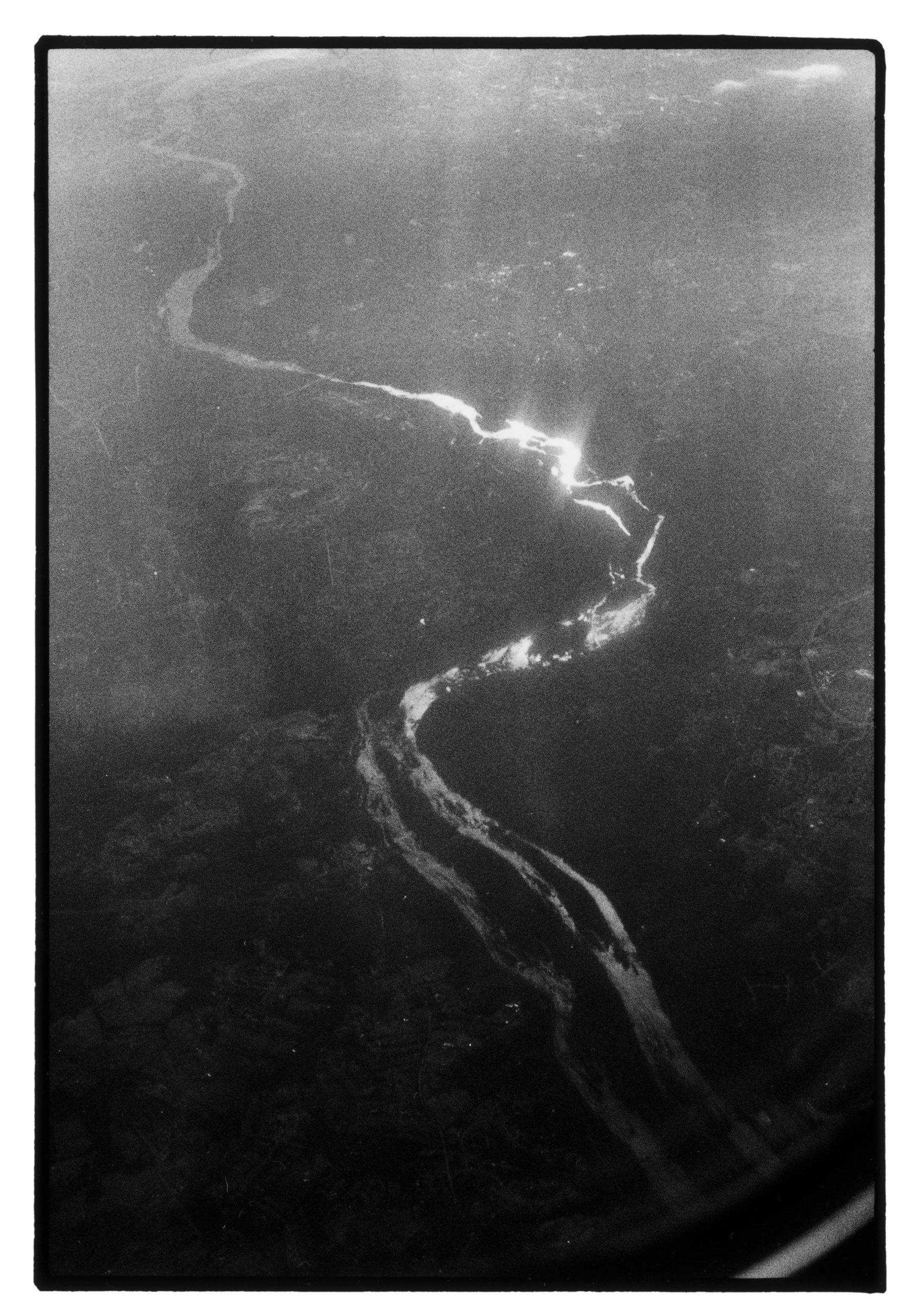 Zoe Leonard, Untitled Aerial, 1988/2008, Gelatin silver print 86 x 61 cm. © Zoe Leonard. Courtesy the artist and Hauser & Wirth