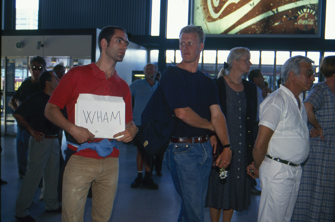 Jonathan Monk Waiting for Famous People (Wham) (1995) Colour photograph 20 x 30 cm