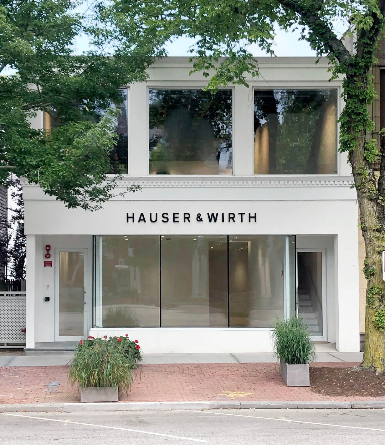 Hauser & Wirth Shop