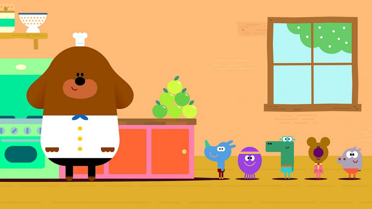 hey duggee suitcase