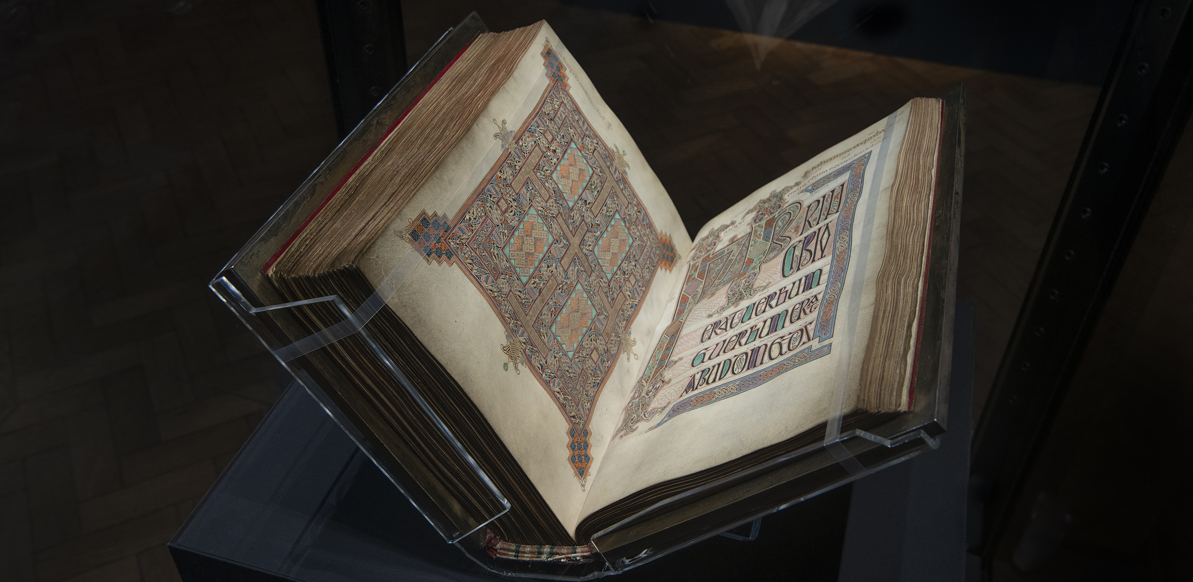 The Distant Aura of the Lindisfarne Gospels