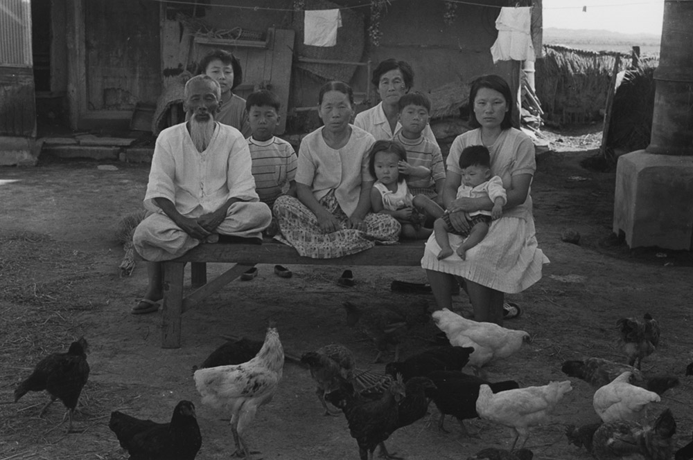 Joo Myung Duck, Ilksan, 1971. 6 5/8 x 9 7/8 in. Gelatin silver print