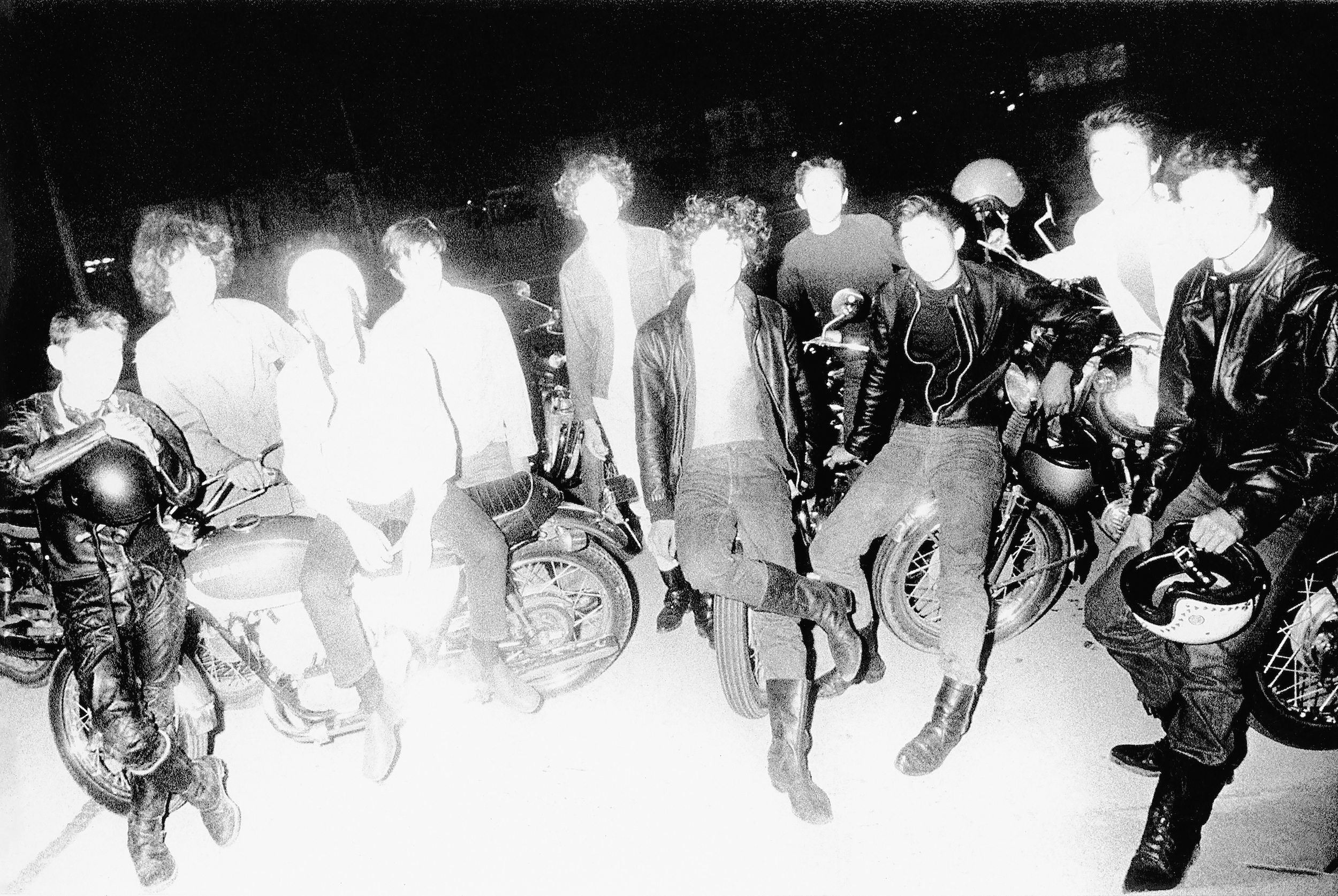 Slow-Motion Omnidirectional Catastrophe - ArtReview