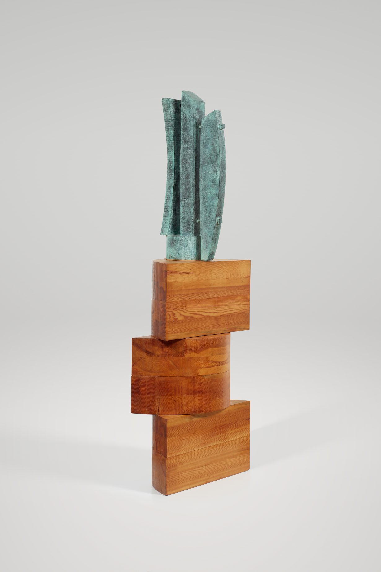 Kim Lim, Centaur ii, 1963, bronze and wood, 146 × 51 × 25 cm. © Estate of Kim Lim. All Rights Reserved, dacs 2024