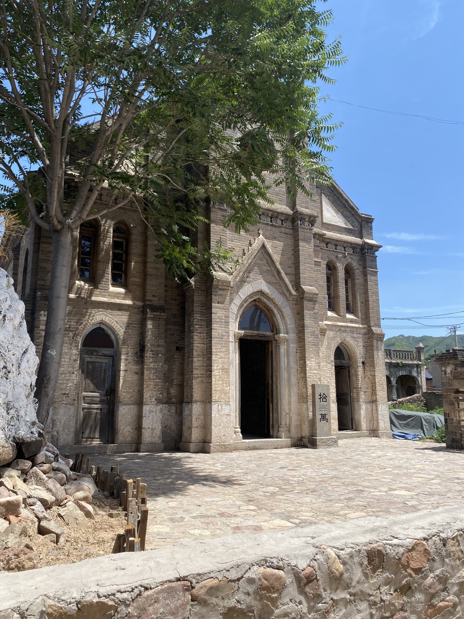 How Does Art Connect With Nonurban Audiences in China? ArtReview