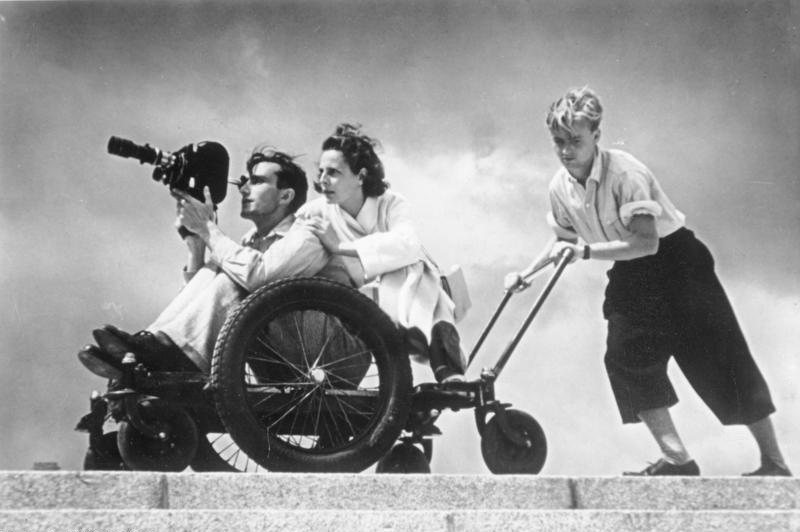 Leni Riefenstahl at work with a cameraman (Walter Frentz) on Olympia, 1938. Courtesy Das Bundesarchiv